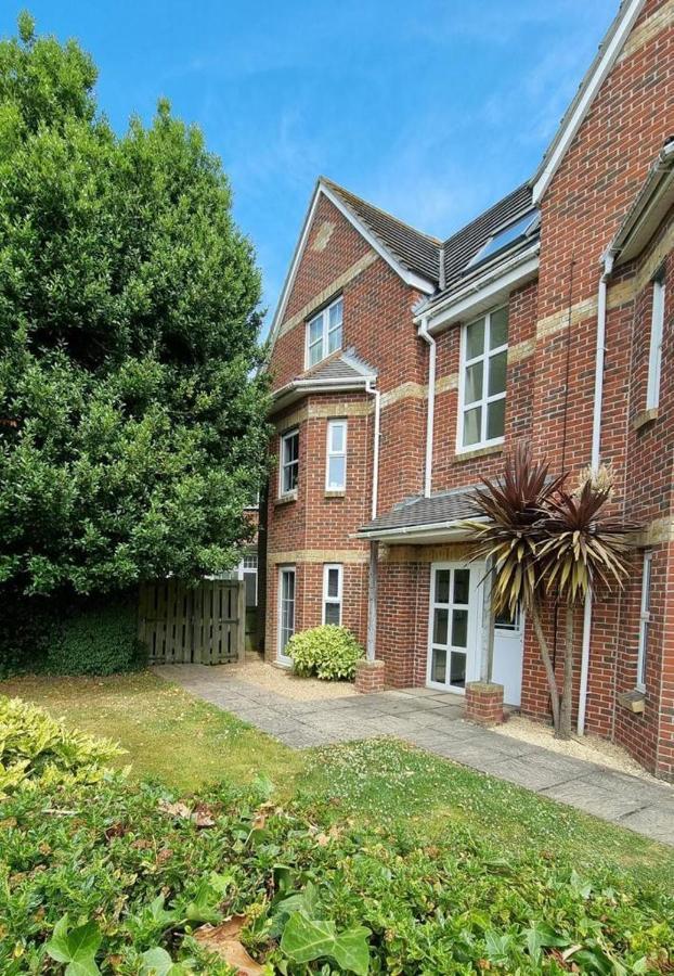 Centrally Located Boscombe Beach Apart With Parking Bournemouth Kültér fotó